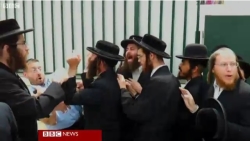 Khareidim throw feces at Orthodox schoolgirls, call them whores in Beit Shemesh, Israel BBC 2011.10.10